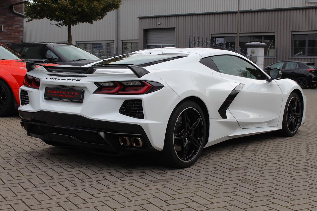 Corvette C8 2022