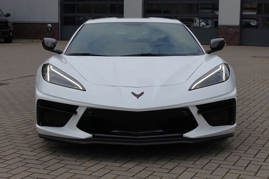 Corvette C8 2022