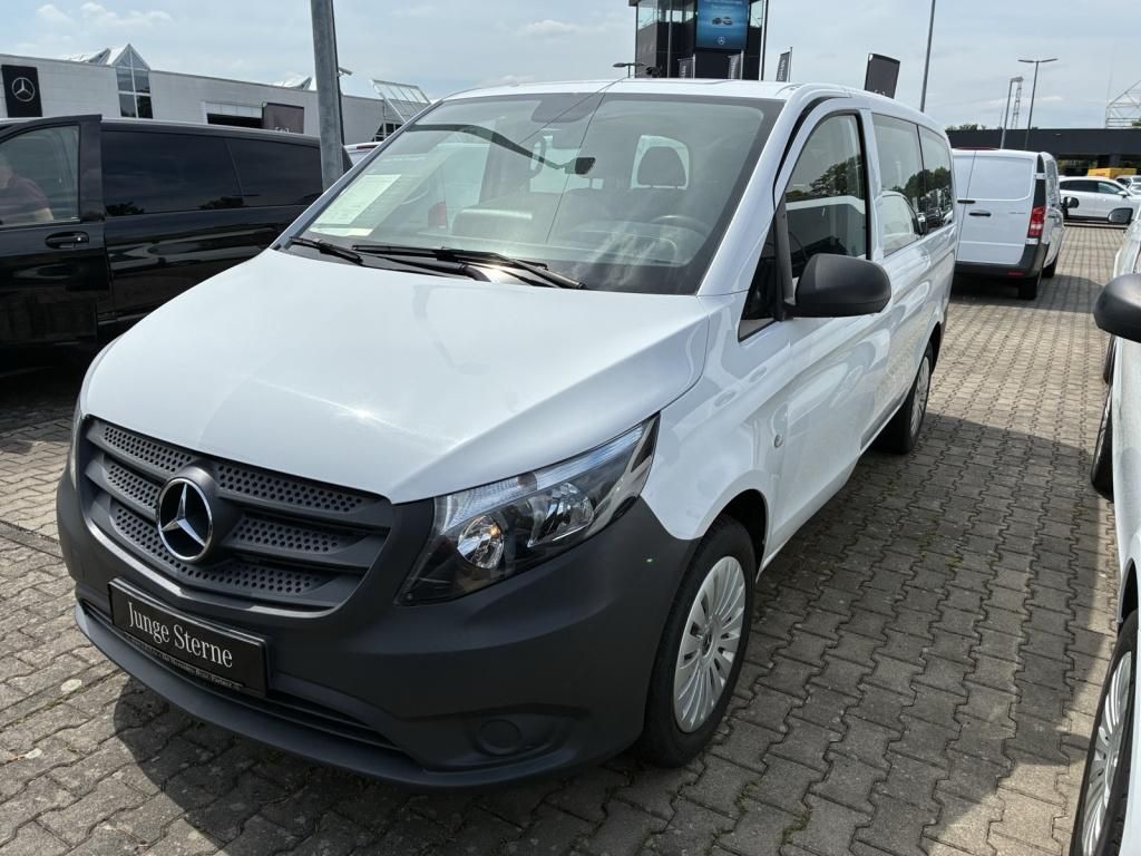 Mercedes-Benz 2022