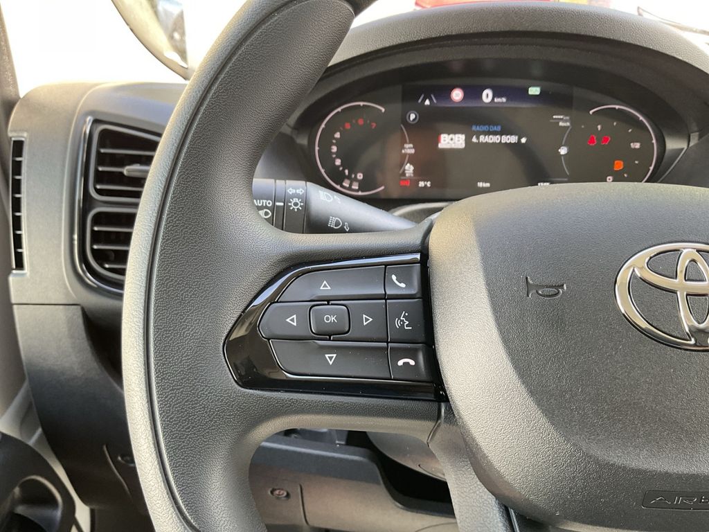 Toyota Proace Max 2025