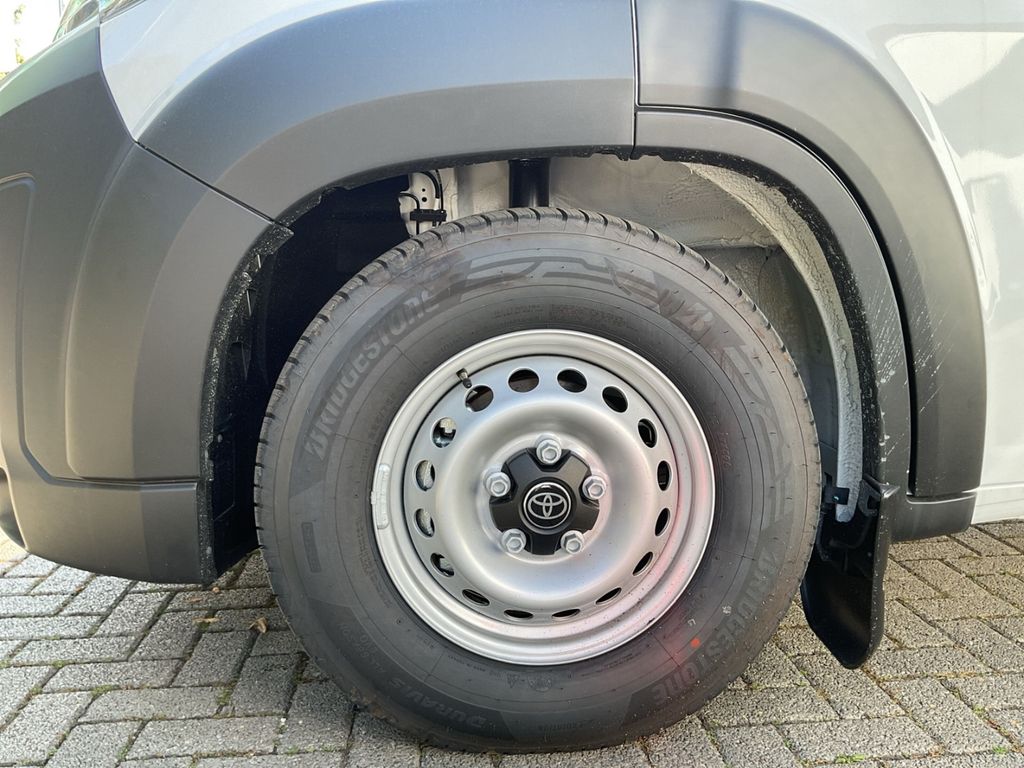 Toyota Proace Max 2025