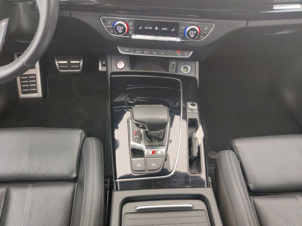Audi SQ5 2022