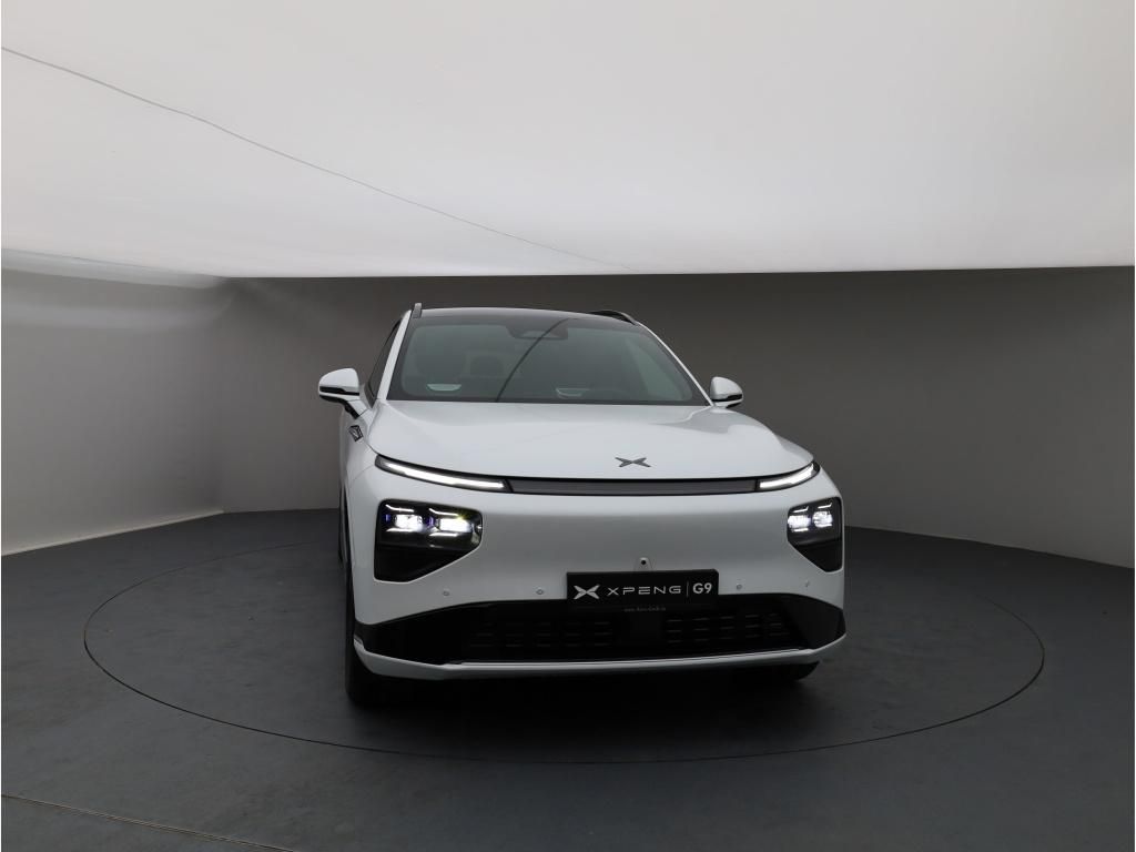XPENG G9