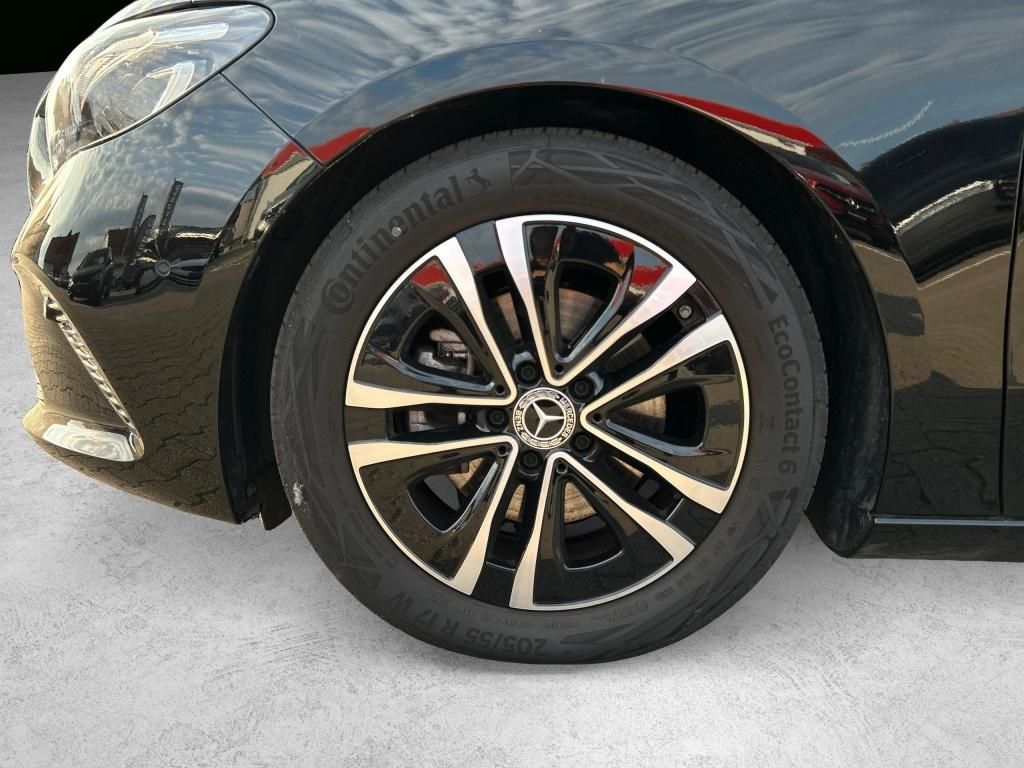 Mercedes-Benz B 200 2023