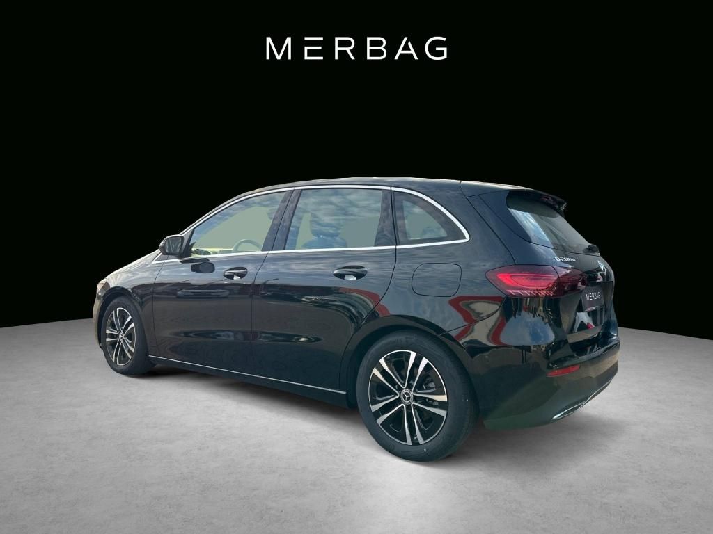 Mercedes-Benz B 200 2023