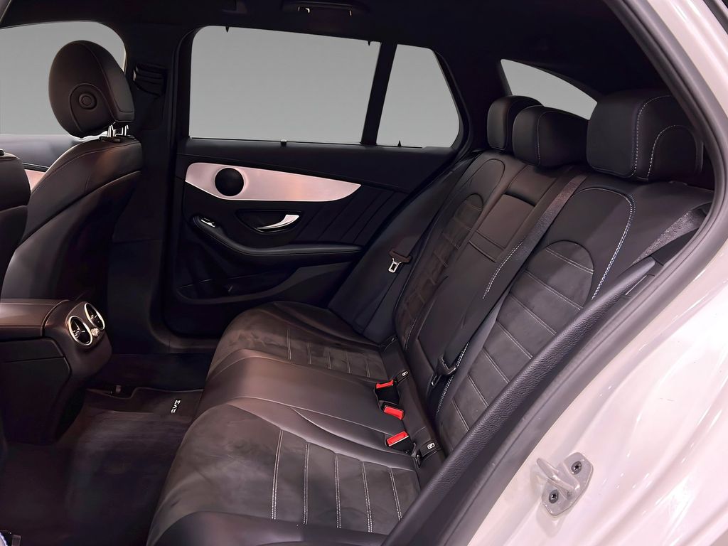 Mercedes-Benz C 300 2021