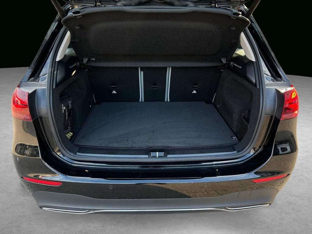 Mercedes-Benz B 200 2023