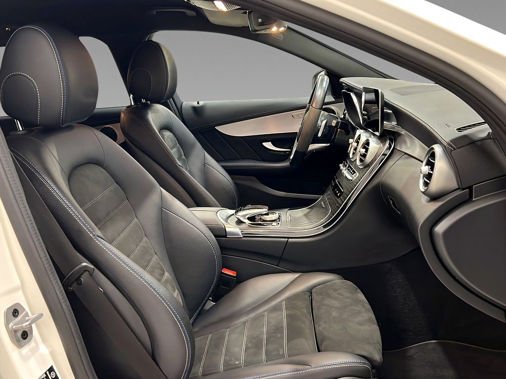 Mercedes-Benz C 300 2021