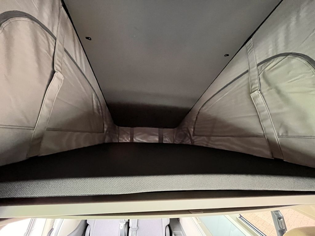 Volkswagen T7 California