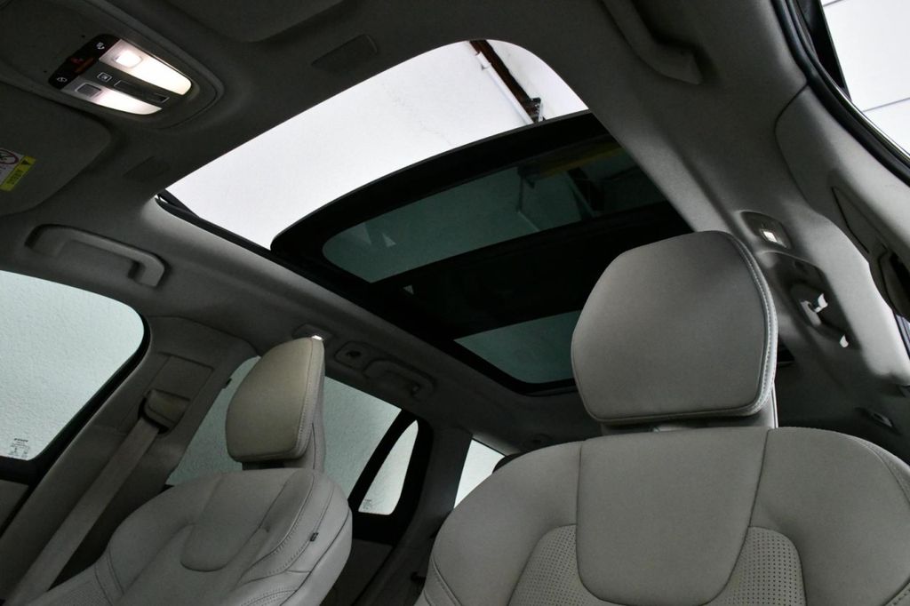 Volvo V60 Cross Country 2023