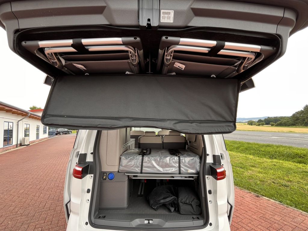 Volkswagen T7 California