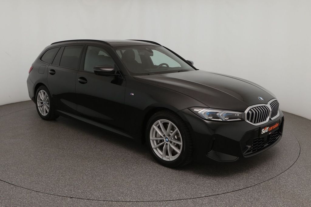 BMW 330 2025