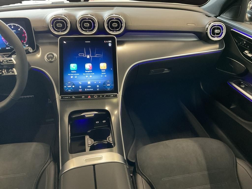 Mercedes-Benz C 220 2025