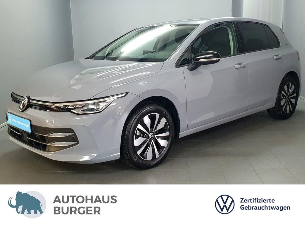 Volkswagen Golf 2025