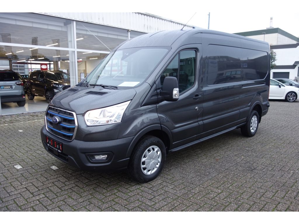 Ford Transit 2022