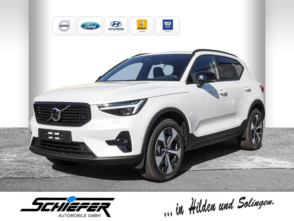 Volvo XC40 2025