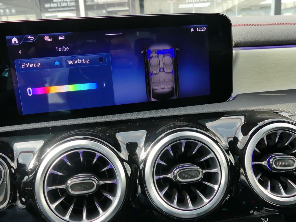 Mercedes-Benz CLA 200 2024