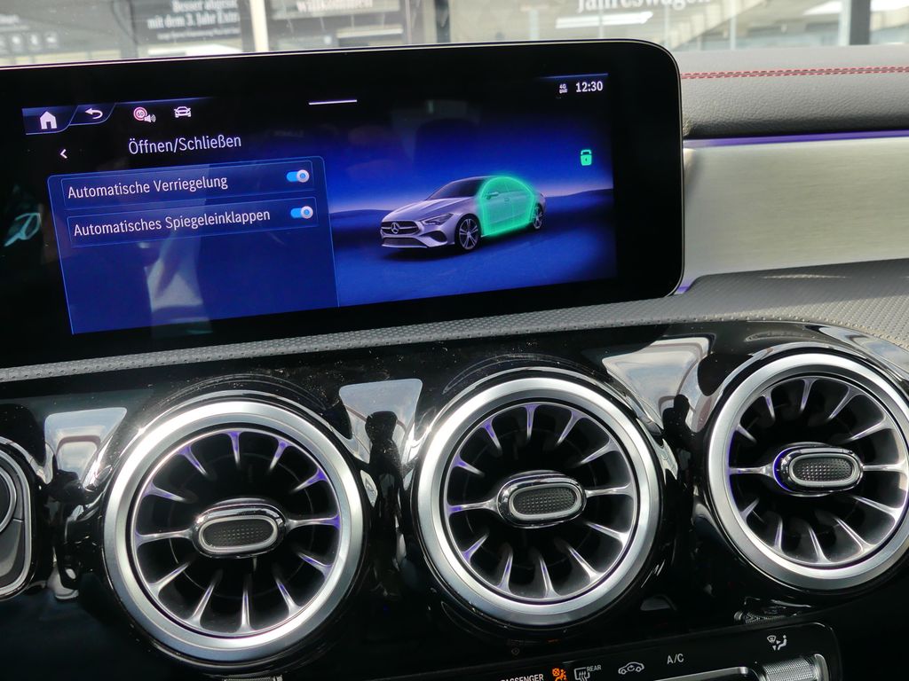 Mercedes-Benz CLA 200 2024