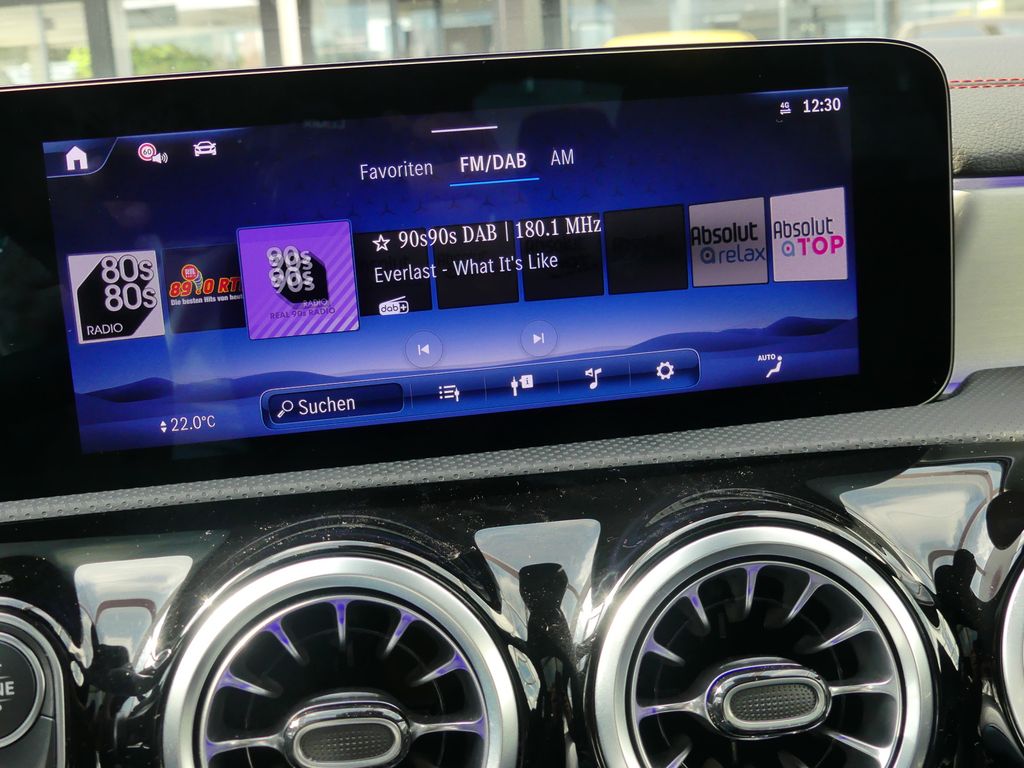 Mercedes-Benz CLA 200 2024