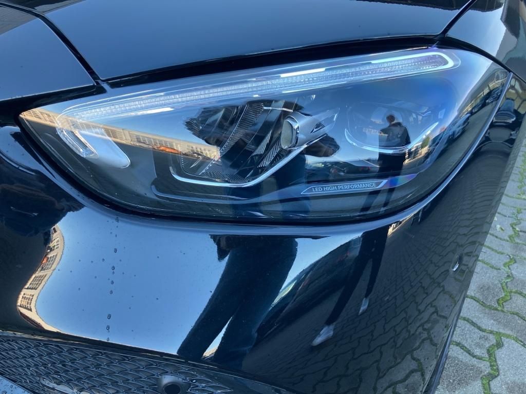 Mercedes-Benz C 300 2024