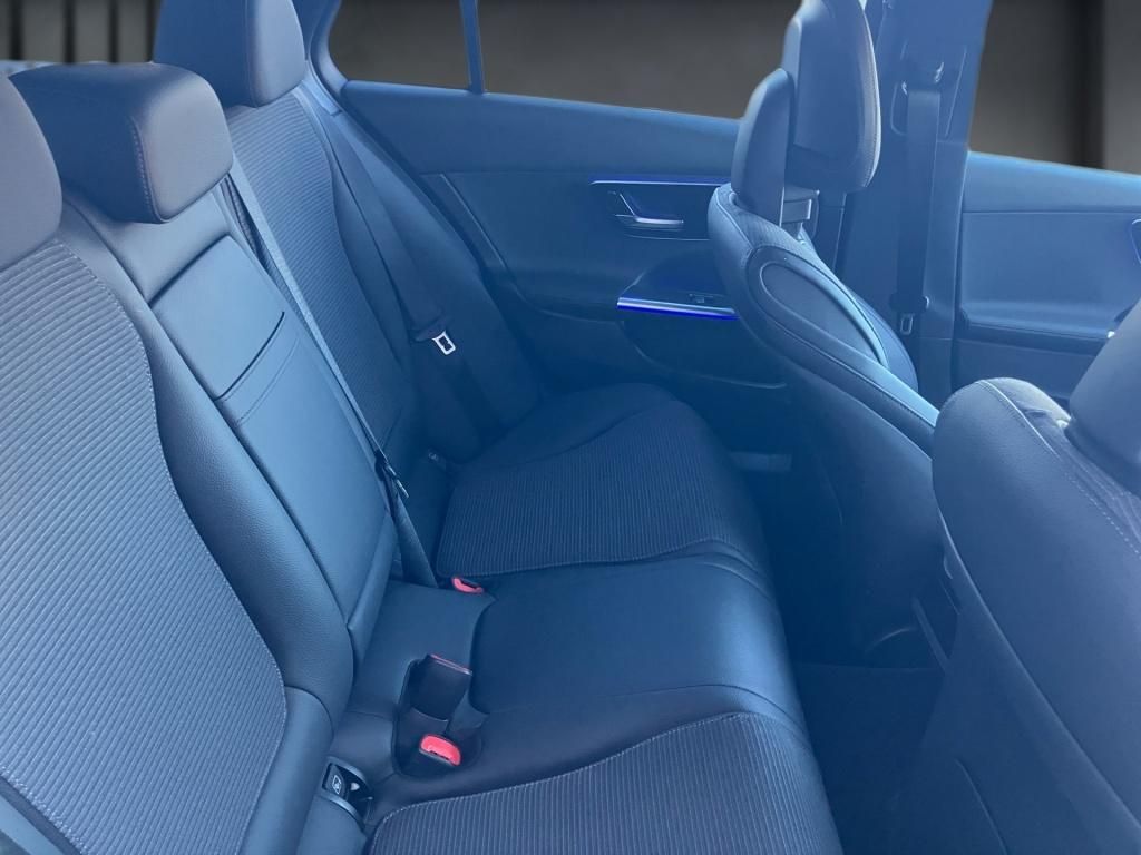 Mercedes-Benz C 300 2024