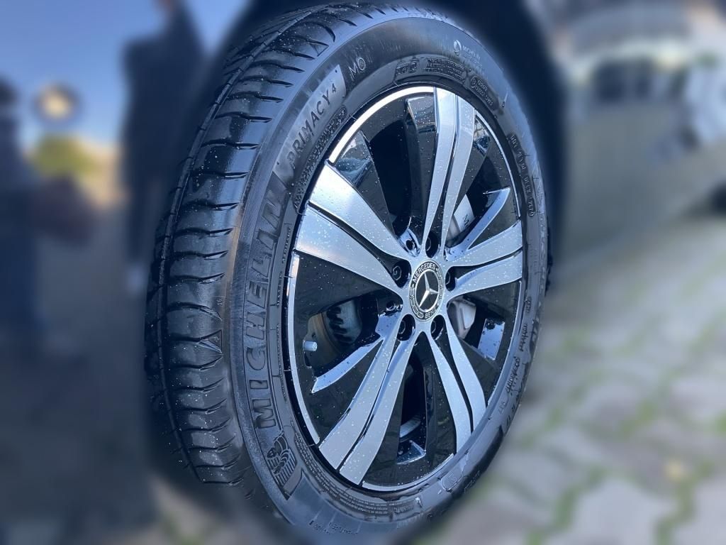 Mercedes-Benz C 300 2024