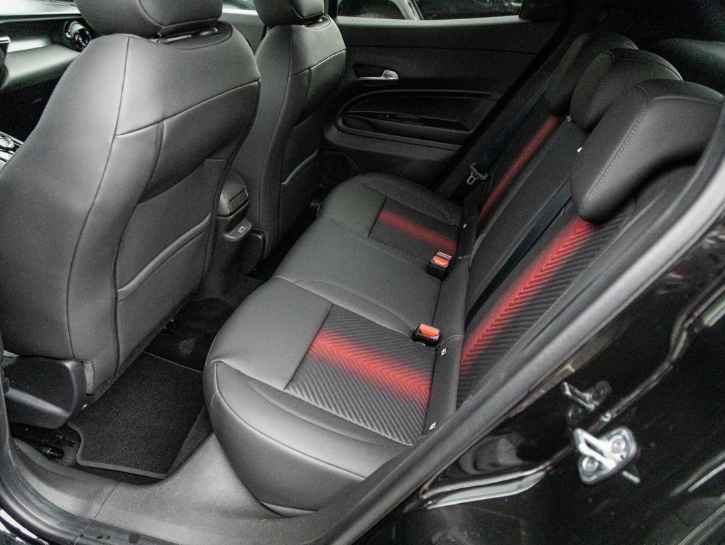 Alfa Romeo Junior 2025