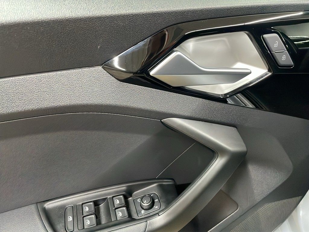 Audi A1 2025