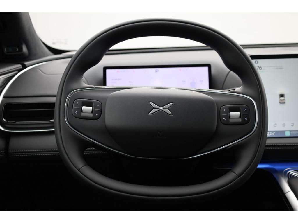XPENG G9