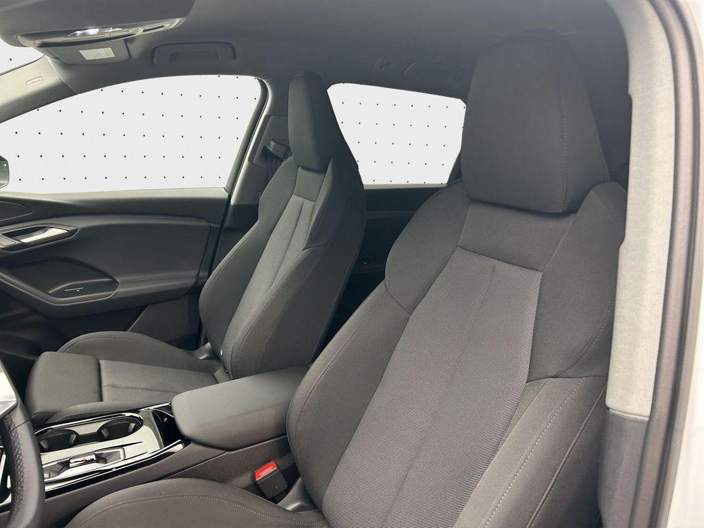 Audi Q6 e-tron 2025