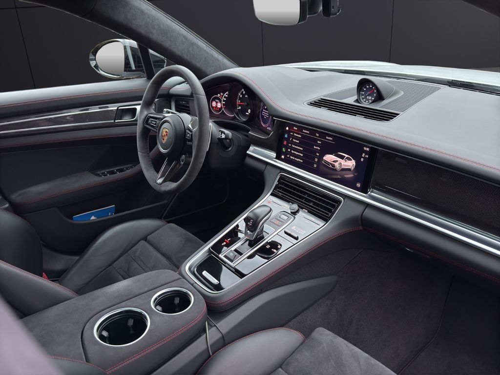 Porsche Panamera 2023