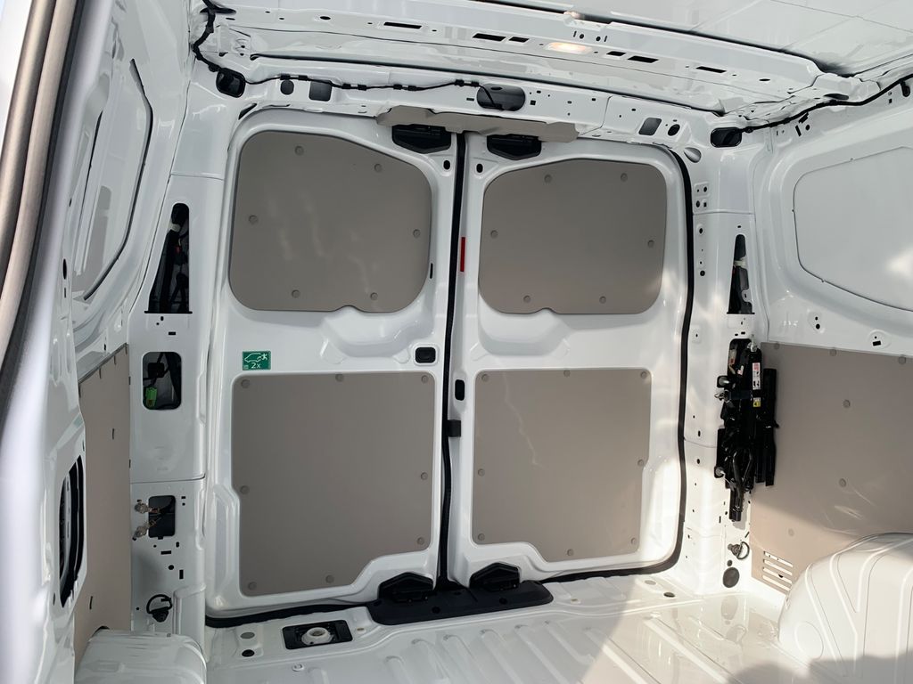 Volkswagen T7 Transporter