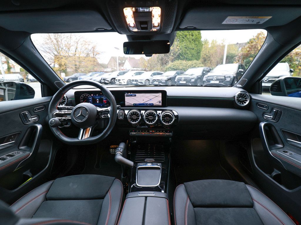 Mercedes-Benz A 250 2024