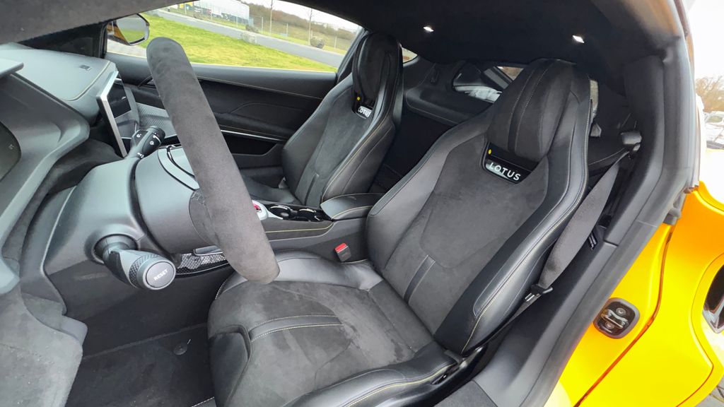 Lotus Emira