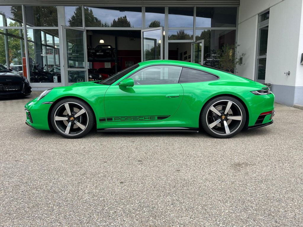 Porsche 992 2021