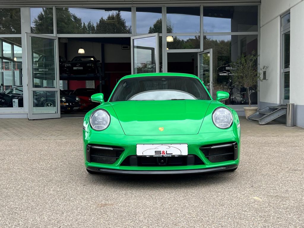 Porsche 992 2021