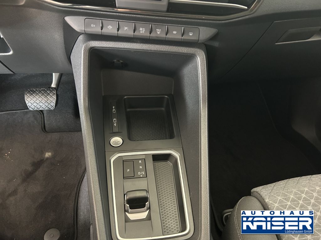 Ford Grand Tourneo 2025
