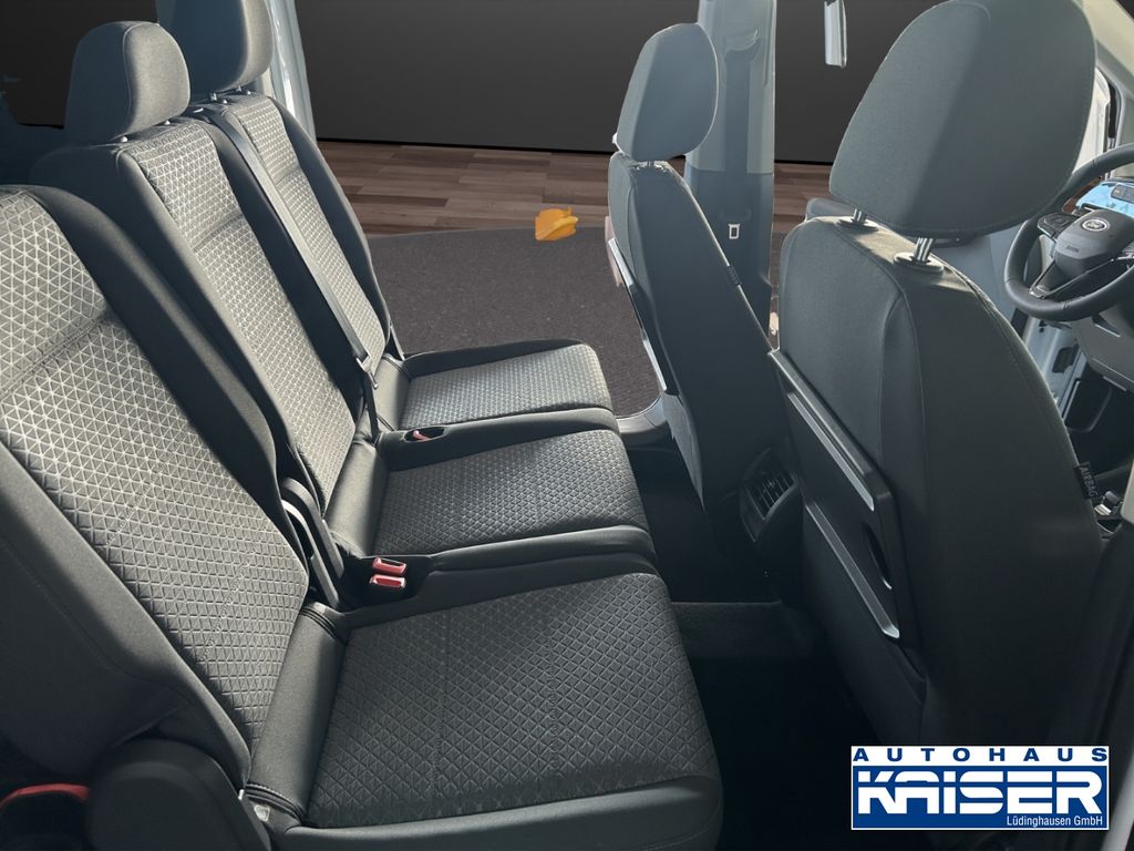 Ford Grand Tourneo 2025