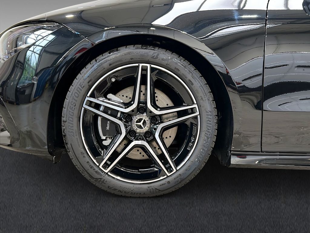 Mercedes-Benz CLA 200 2025