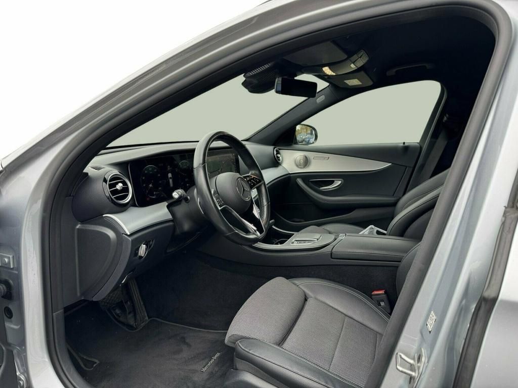Mercedes-Benz E 300 2022