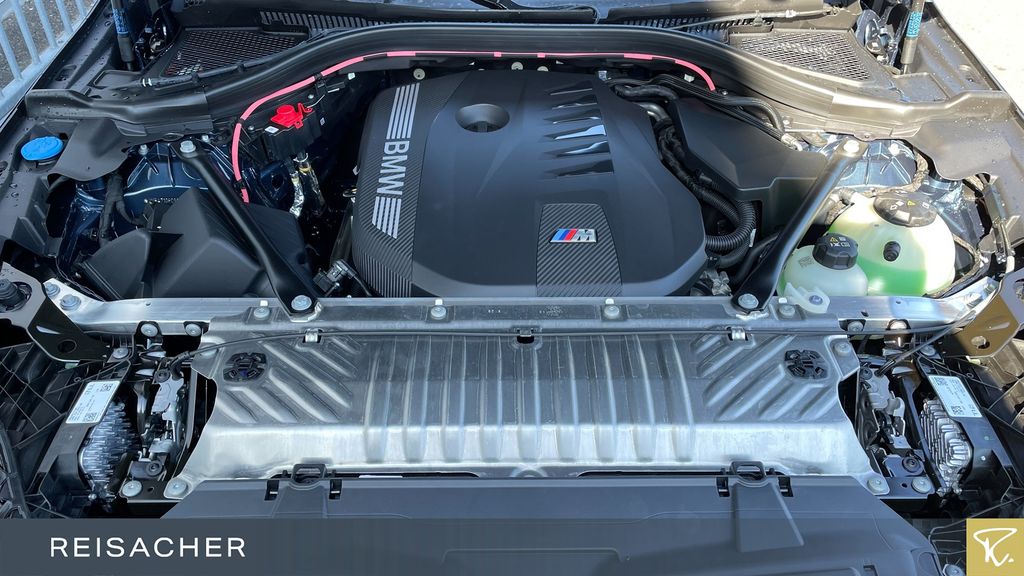 BMW X3 M50