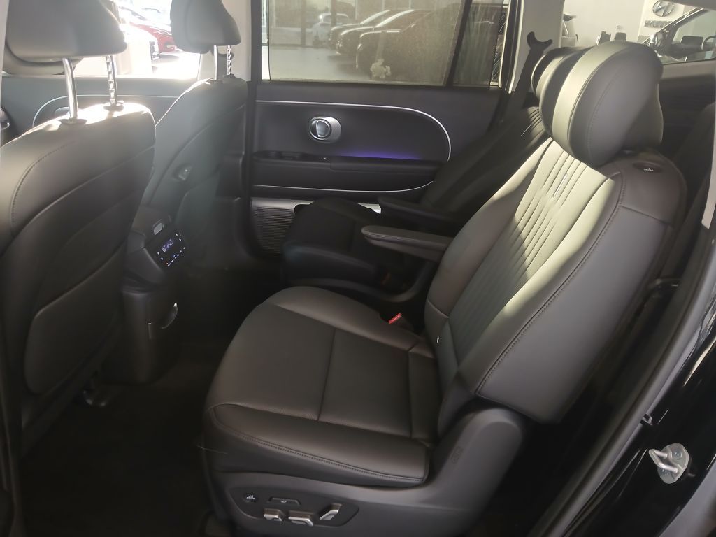 Hyundai IONIQ 9 2025