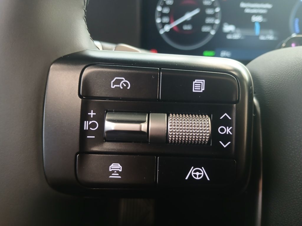 Hyundai IONIQ 9 2025