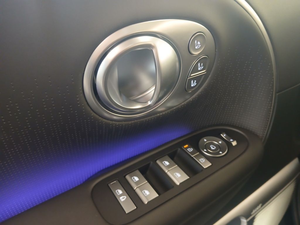 Hyundai IONIQ 9 2025