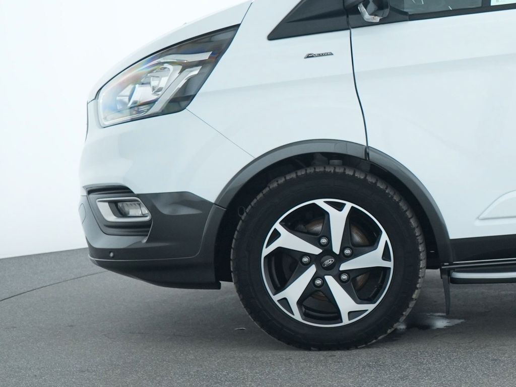 Ford Tourneo Custom 2022