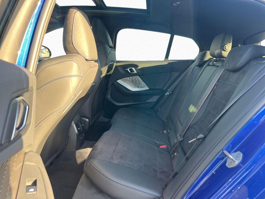 BMW 123