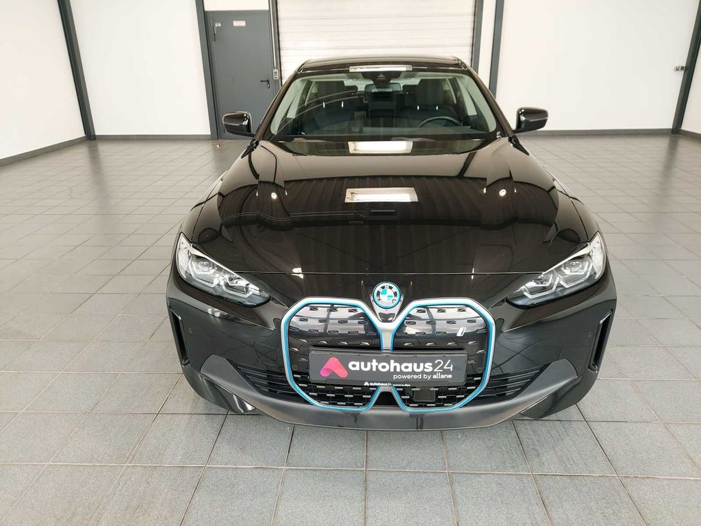 BMW i4 2023