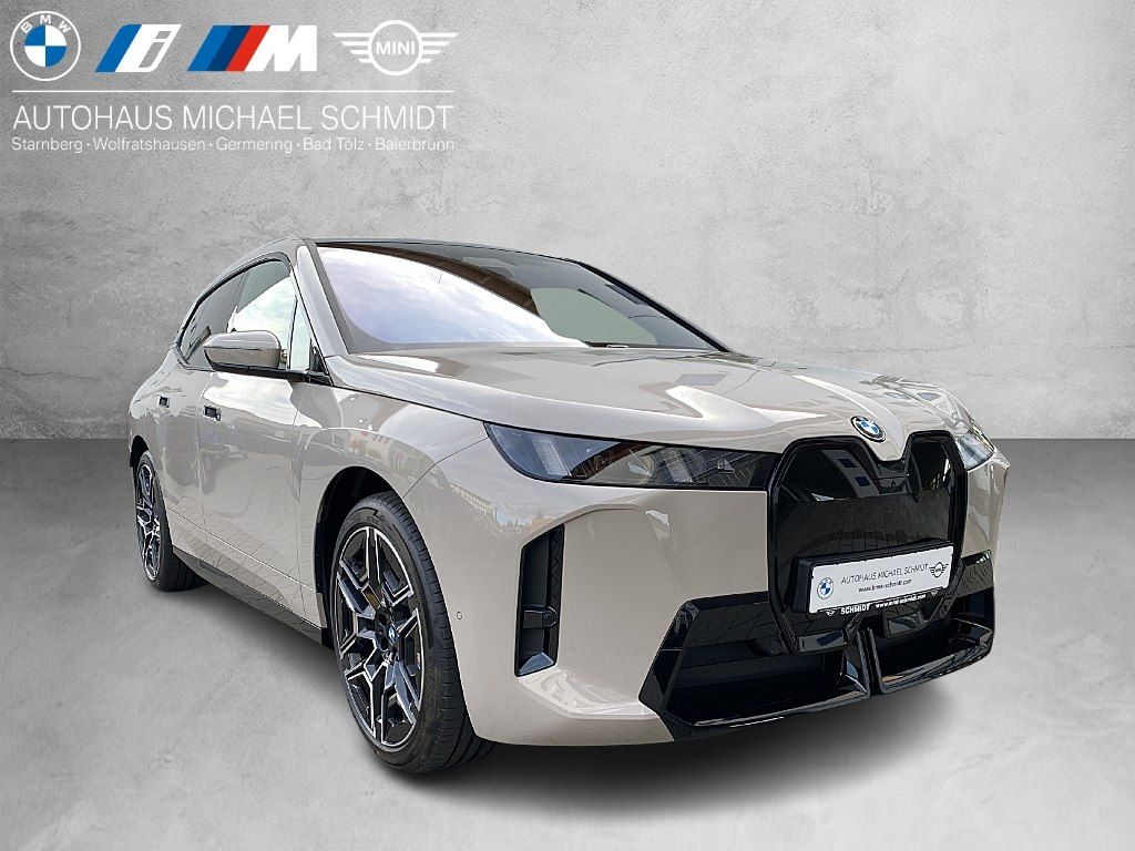 BMW iX 2025