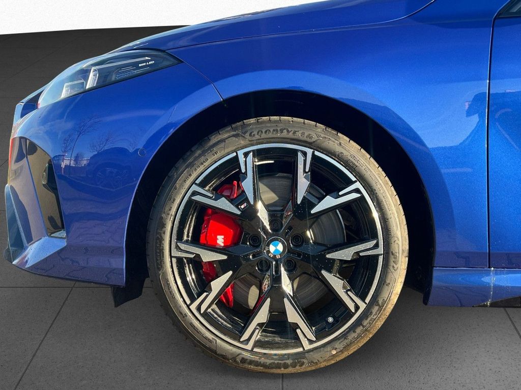 BMW 123