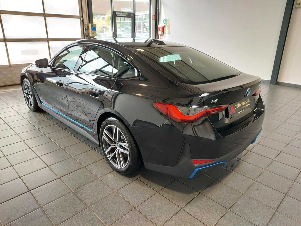 BMW i4 2023